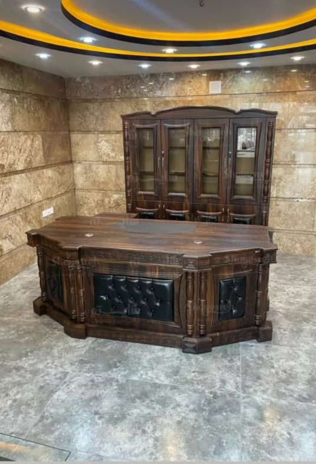 میز د فتر کار