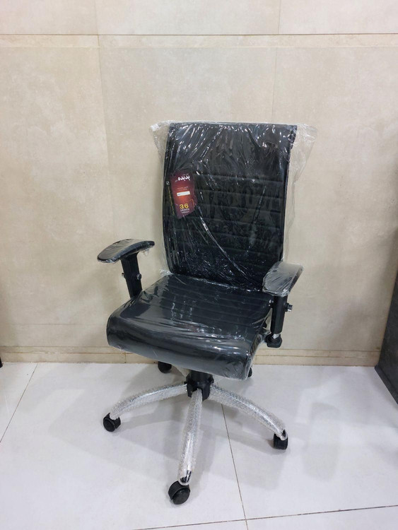 صندلی گردان دانش آموزی