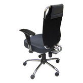 نیلپر لیو اپادانا جوان ارکان حسنی