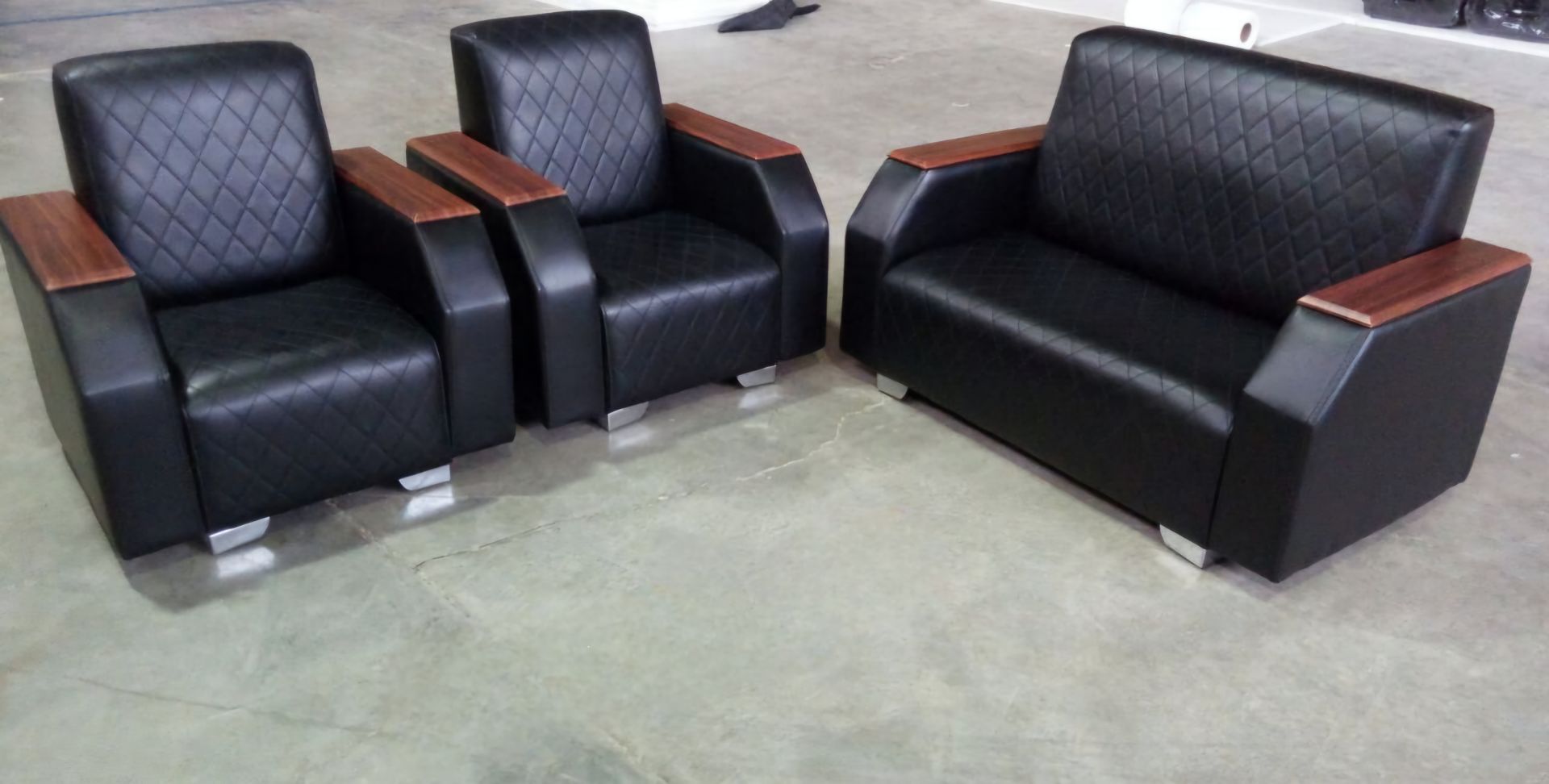 مبلمان اداری ست و نیم ست اداری