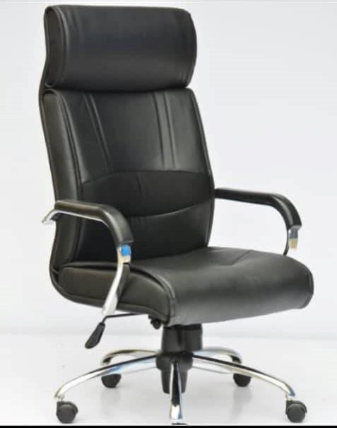 صندلی گردانB 66مدیریتی چرم کریستال درجه یک طبی